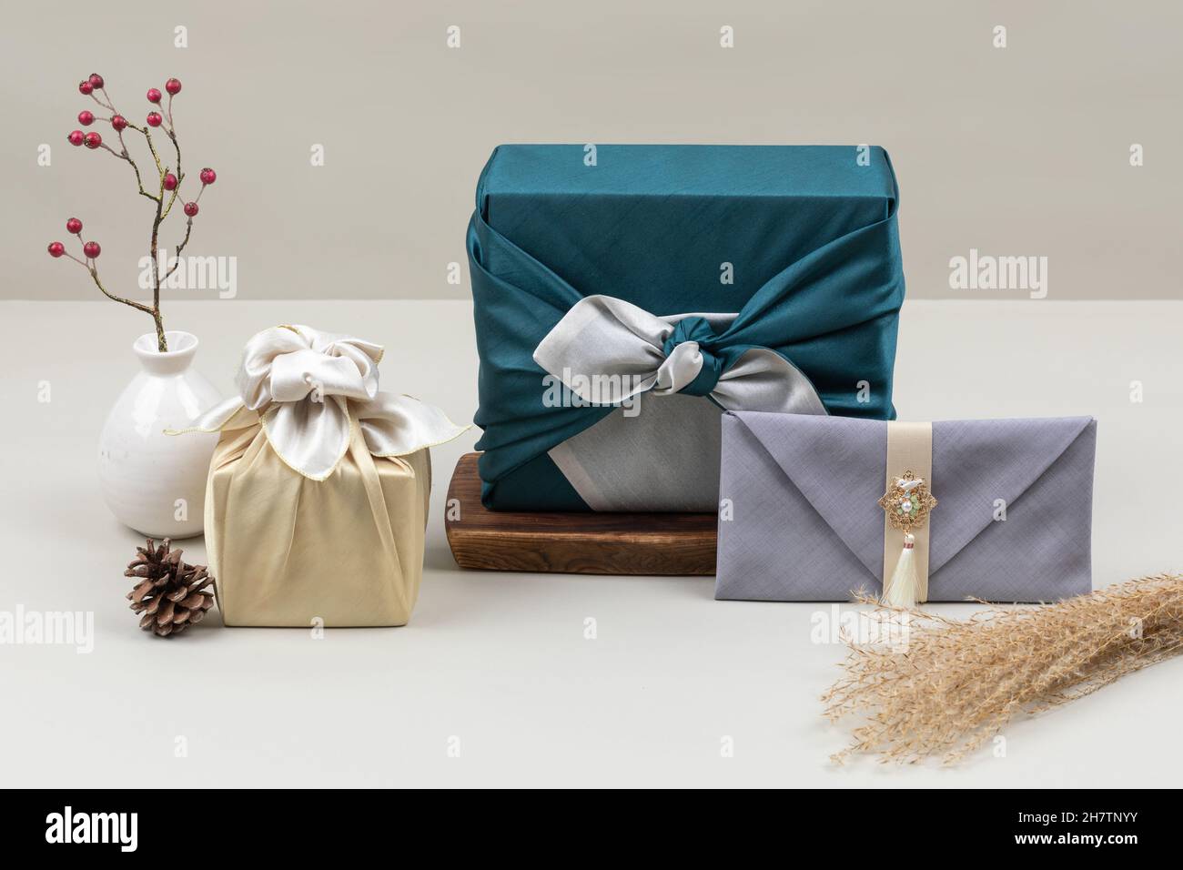 Korean Holiday Gift Concept, Gift Box Wrapped In Silk Cloth, Money Envelope  In Hanji Stock Photo - Alamy