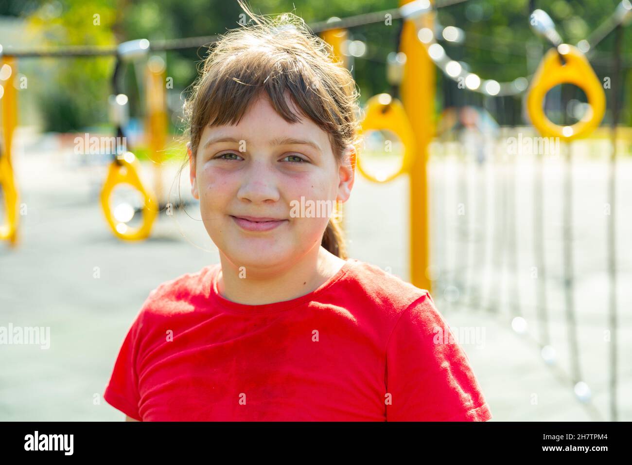 Portrait eleven year old girl hi-res stock photography and images - Alamy
