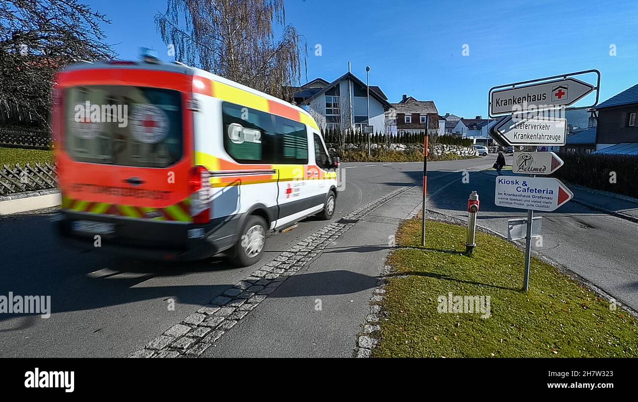 Grafenau, Germany. 25th Nov, 2021. An ambulance drives near the Grafenau clinic. The district of Freyung-Grafenau reported the highest numbers on 11/25/2021 with a seven-day incidence of 1486.8. Credit: Armin Weigel/dpa/Alamy Live News Stock Photo
