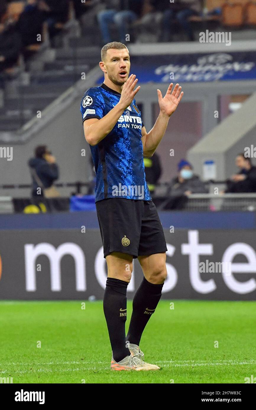 Milano, Italy. 24th Nov, 2021. Edin Dzeko (9) of Inter seen during the UEFA Champions League match between Inter and Shakhtar Donetsk at Giuseppe Meazza in Milano. (Photo Credit: Gonzales Photo/Alamy Live News Stock Photo