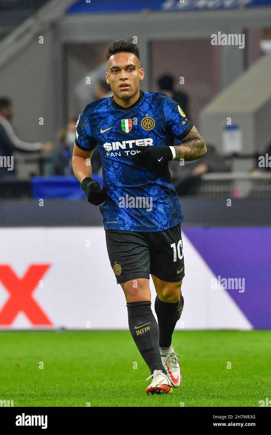 Milano, Italy. 24th Nov, 2021. Lautaro Martinez (10) of Inter seen during the UEFA Champions League match between Inter and Shakhtar Donetsk at Giuseppe Meazza in Milano. (Photo Credit: Gonzales Photo/Alamy Live News Stock Photo
