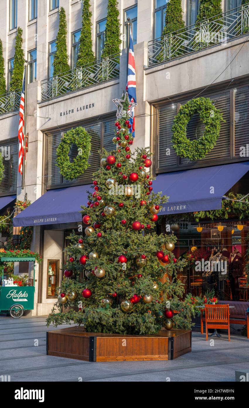 25 November 2021. Christmas decorations outside Ralph Lauren store in New  Bond Street, London Stock Photo - Alamy
