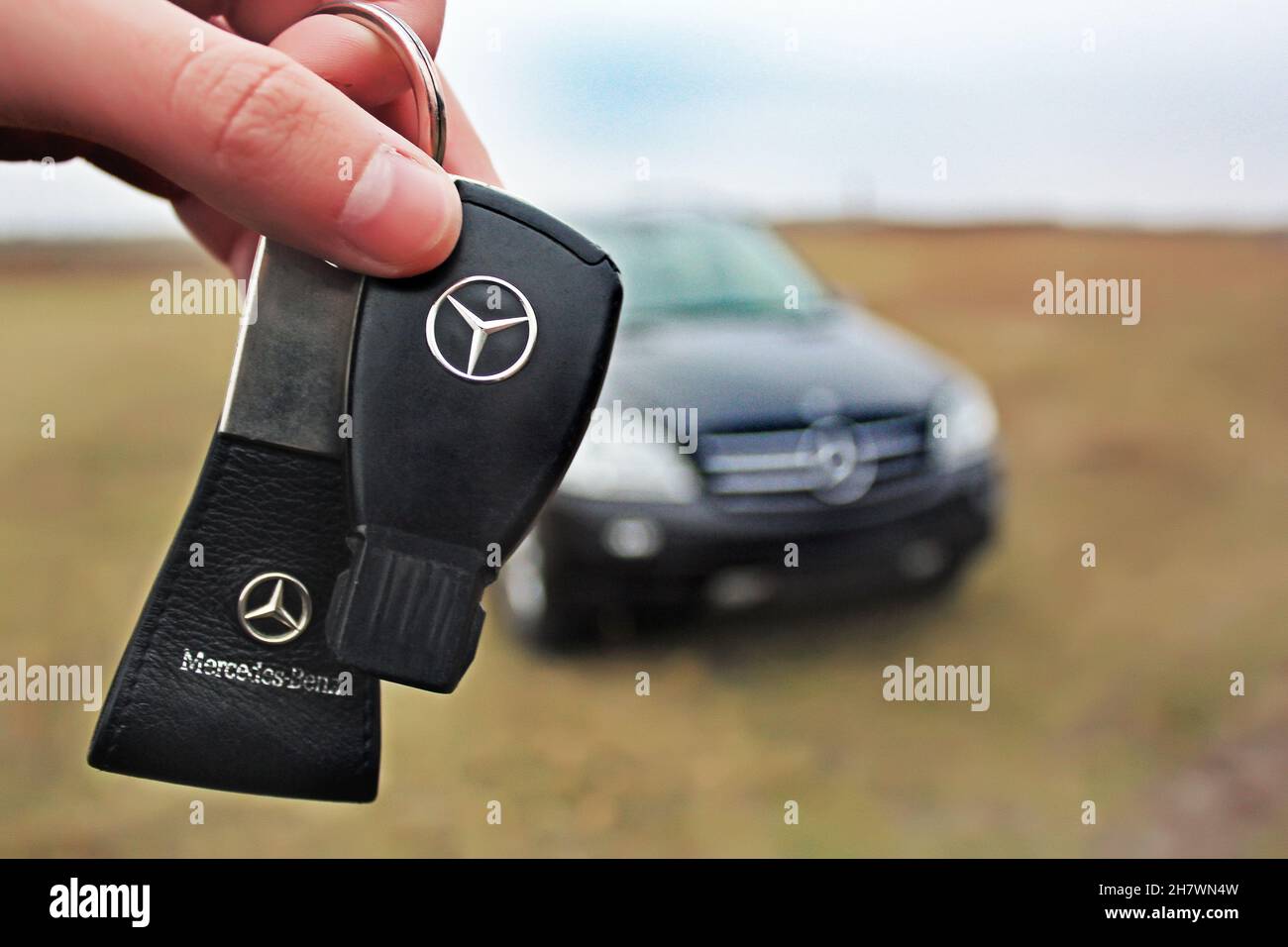 Mercedesbenz Key On Wood Surface Stock Photo - Download Image Now - Key  Ring, Mercedes-Benz, Car Key - iStock