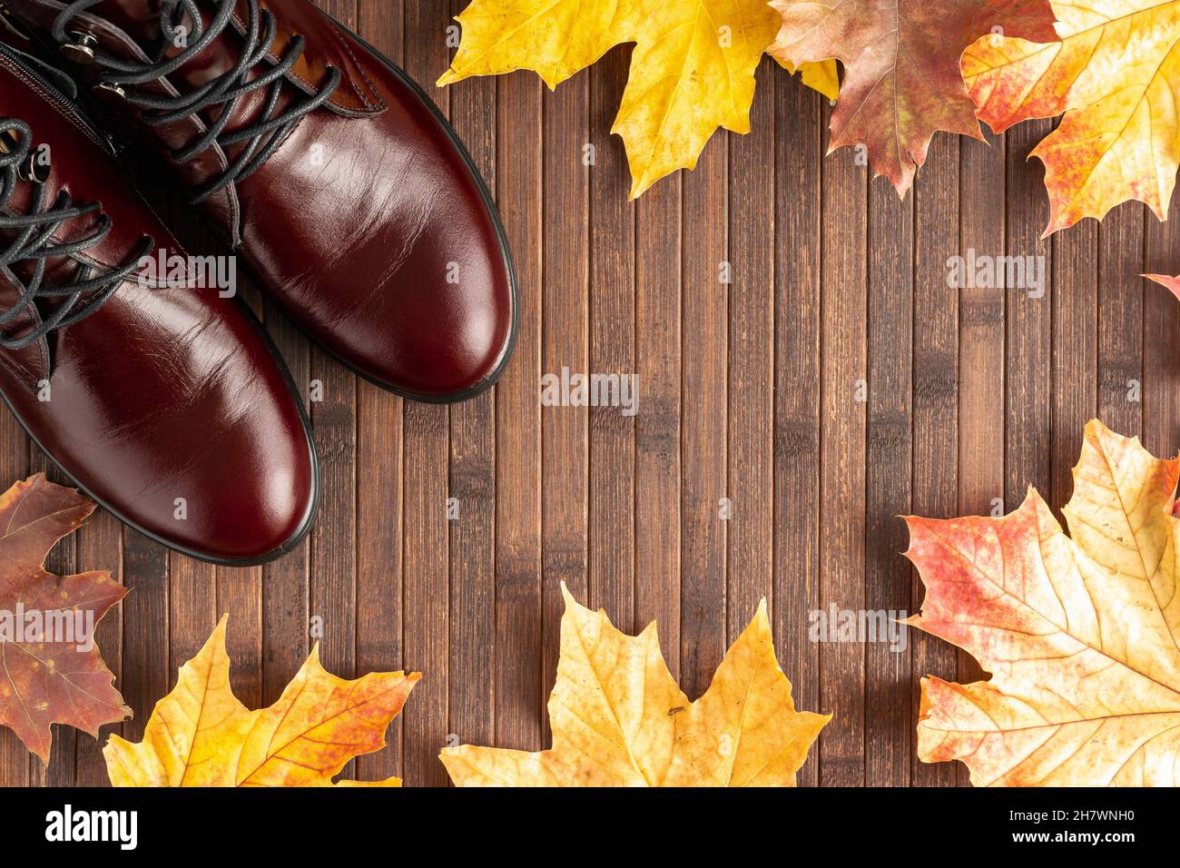 Top view women's legs shoes hi-res stock photography and images - Alamy