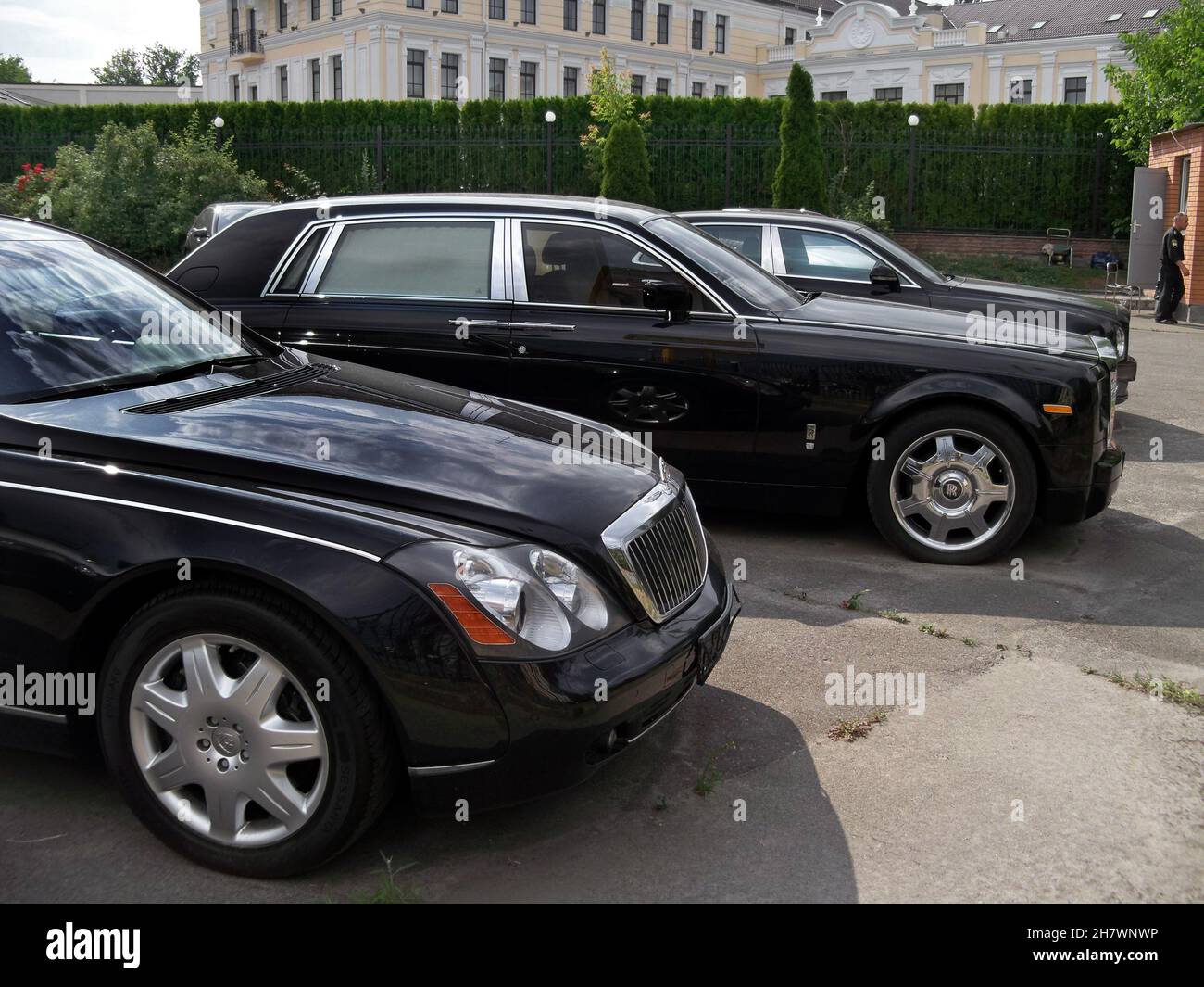 Kiev - Ukraine.12. June 2011: Bentley Mulsanne, Maybach 62S and Rolls-Royce Phantom EWB Stock Photo