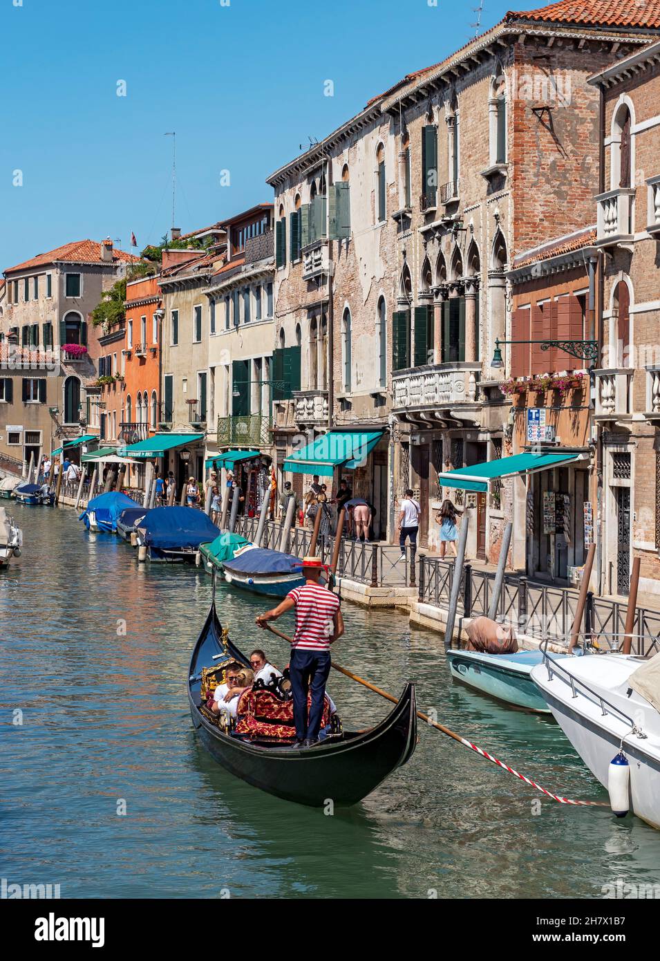 Venice italy gondola canal hi-res stock photography and images - Alamy