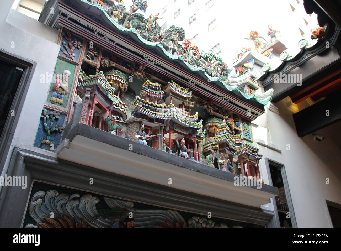 chinese temple (wak hai cheng bio) in singapore Stock Photo Alamy