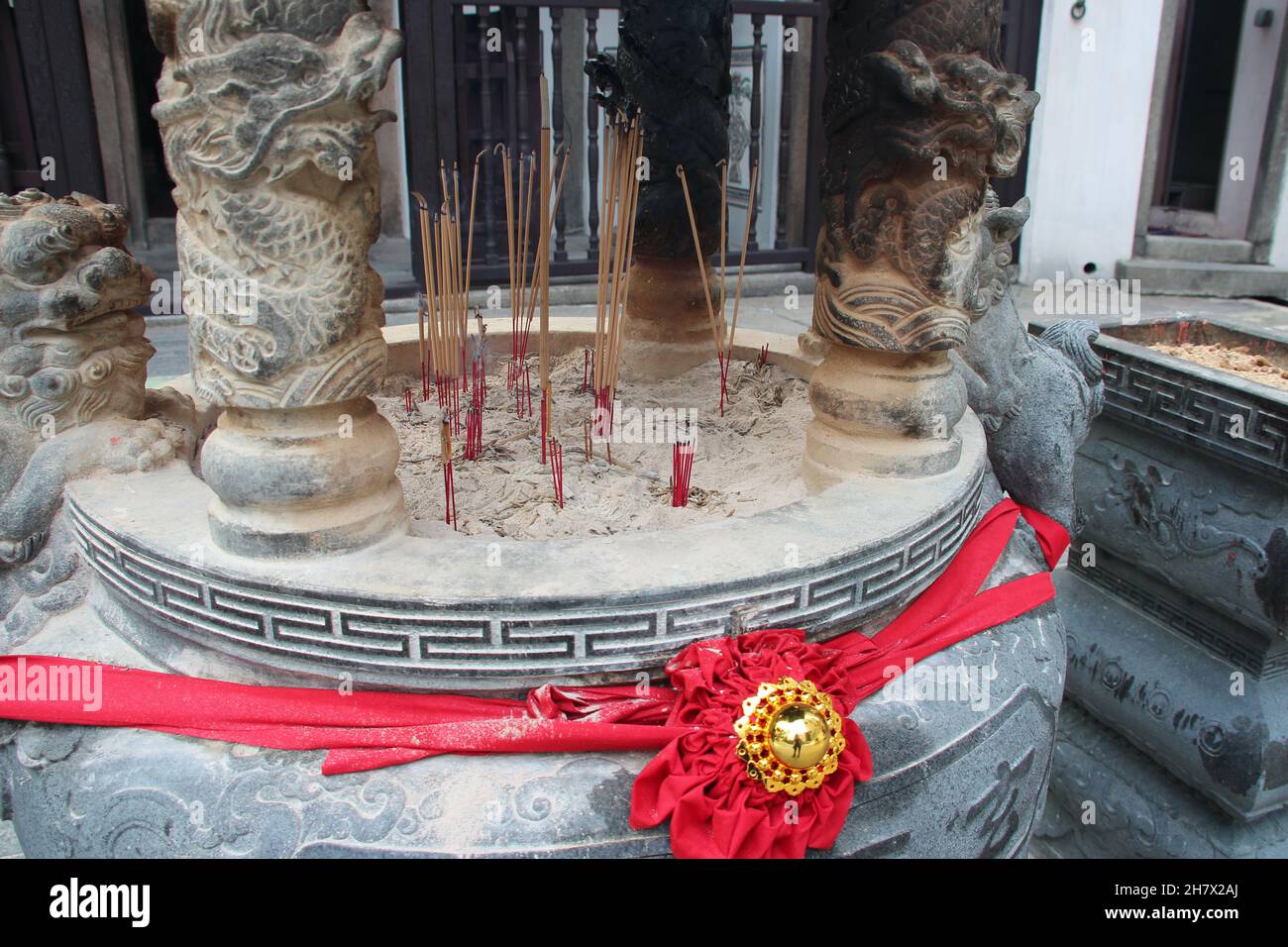 chinese temple (wak hai cheng bio) in singapore Stock Photo Alamy
