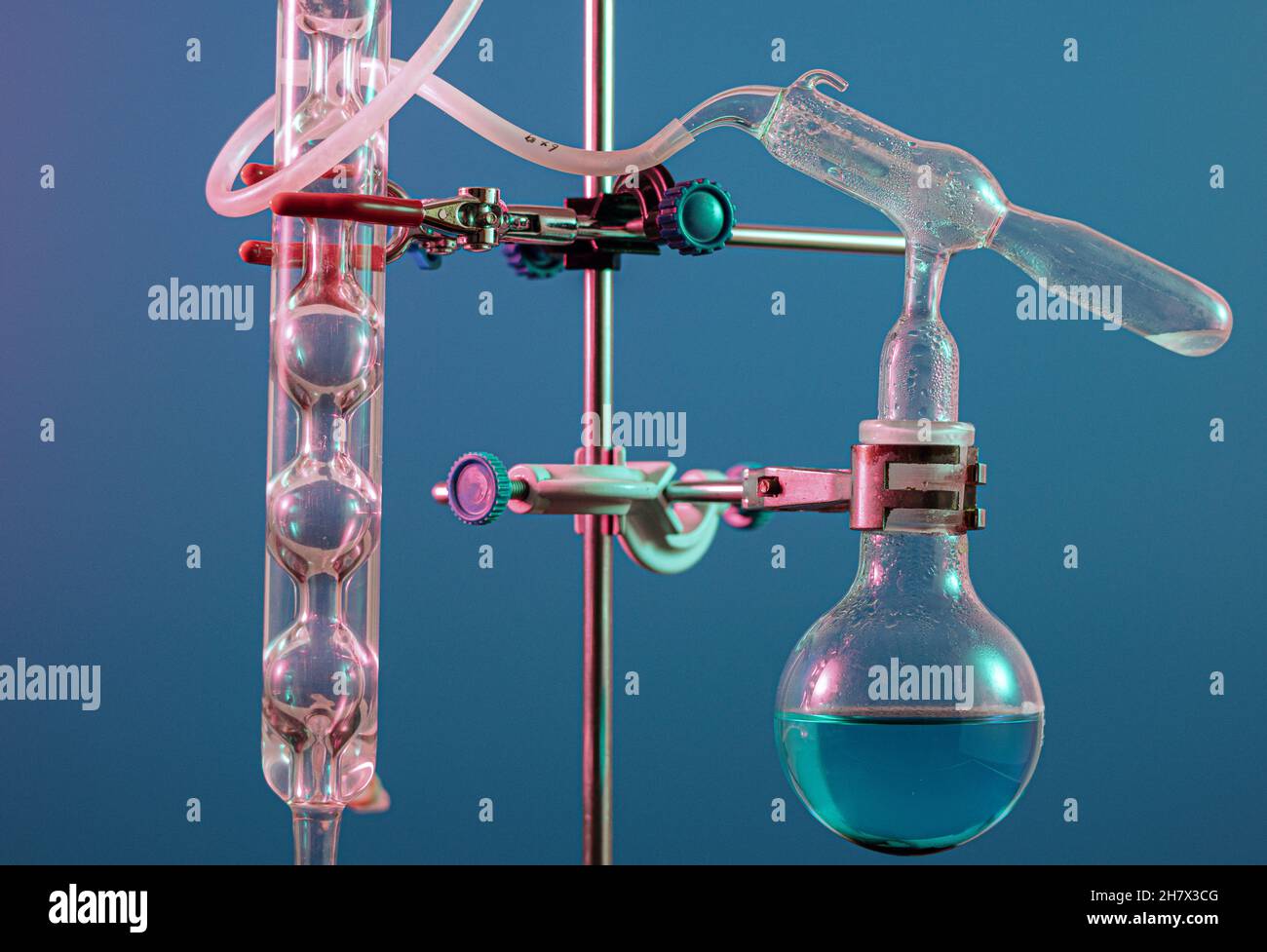 Laboratory device for distillation of volatile liquid fractions Stock
