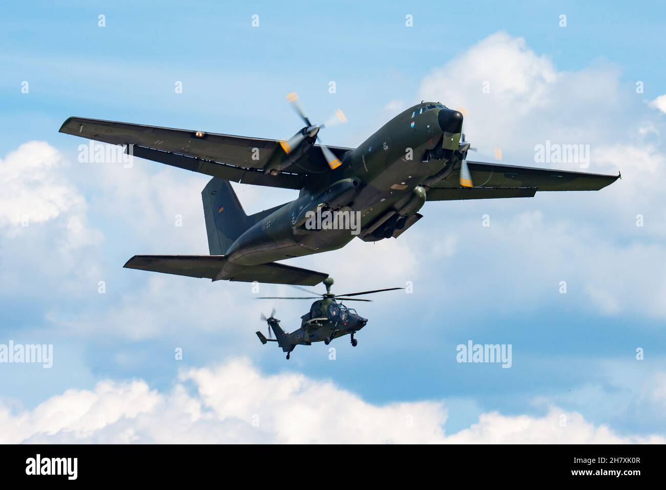 Tactical lift aircraft hi-res stock photography and images - Alamy