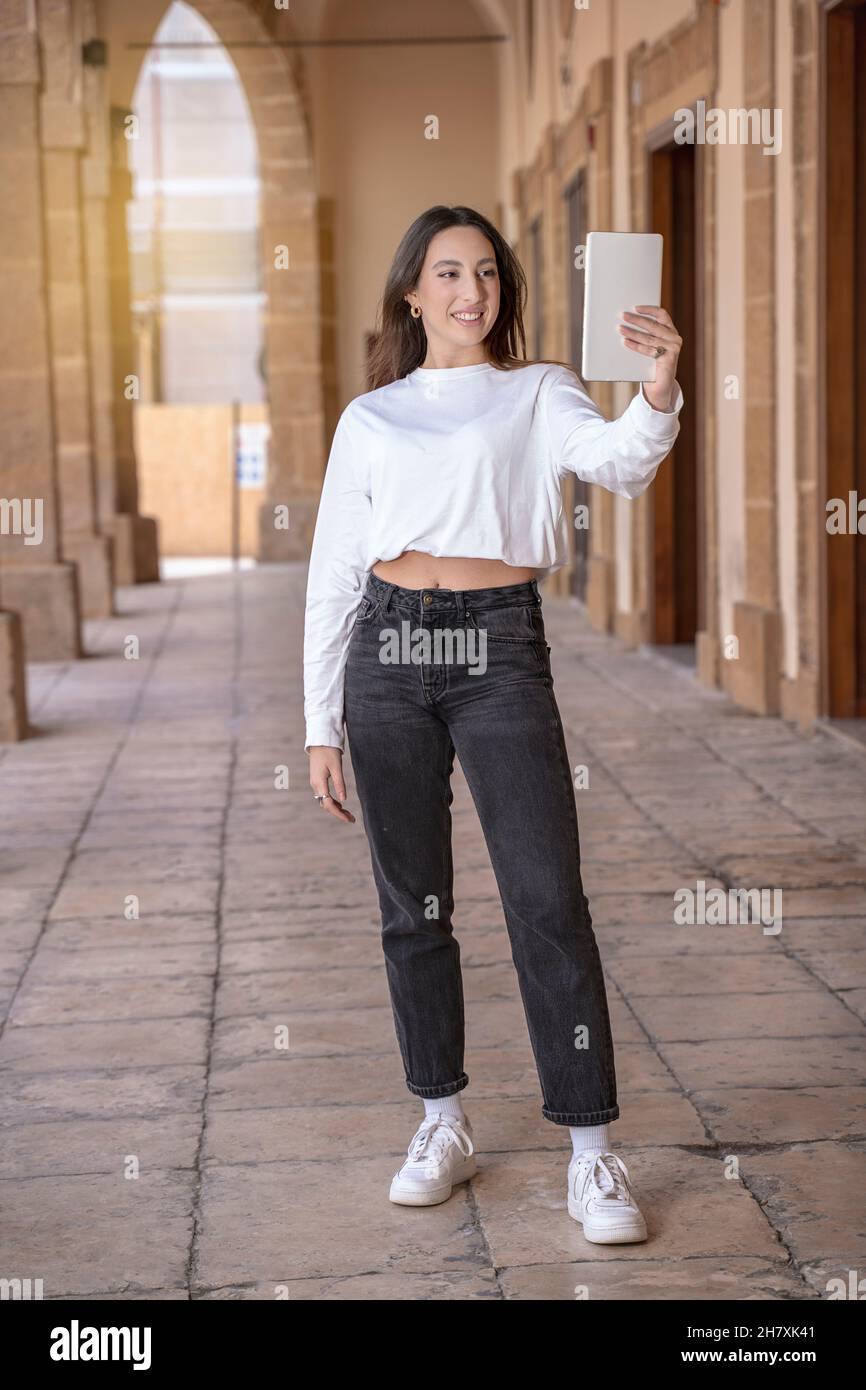 Sicilian girl hi-res stock photography and images - Alamy