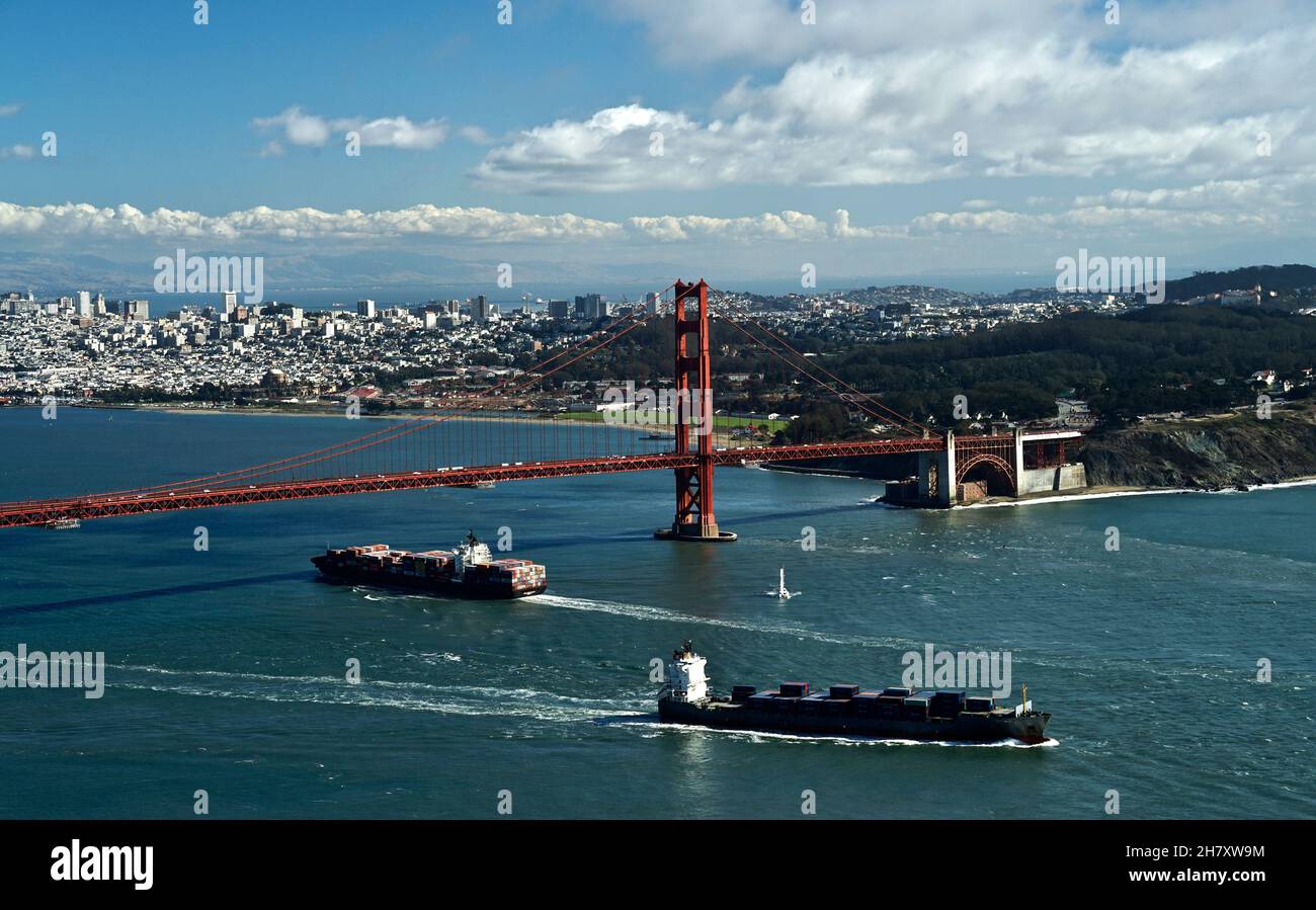 Views of San Francisco and the Golden Gate Bridge Stock Photo - Alamy