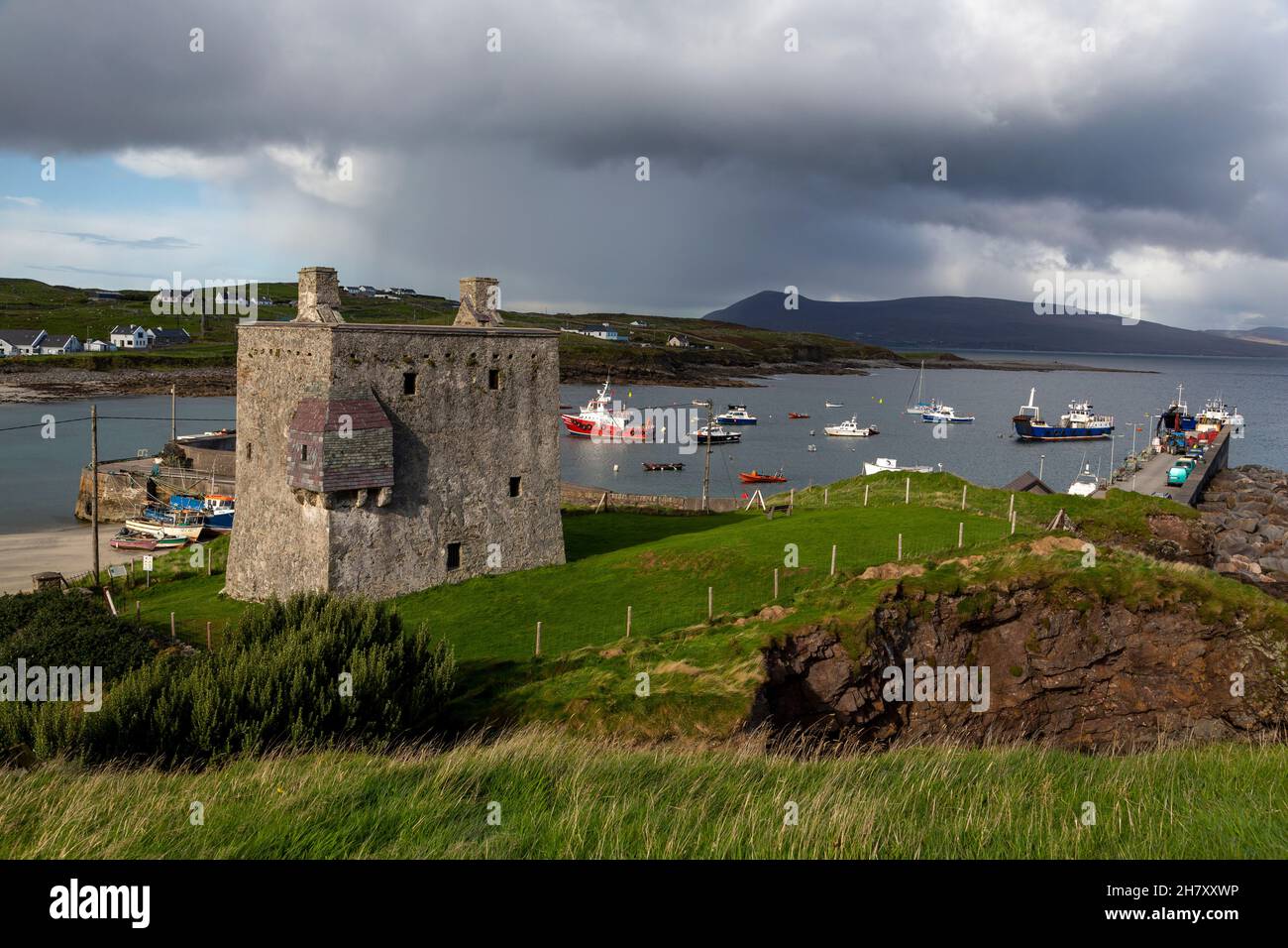 Clare island castle grace hi-res stock photography and images - Alamy