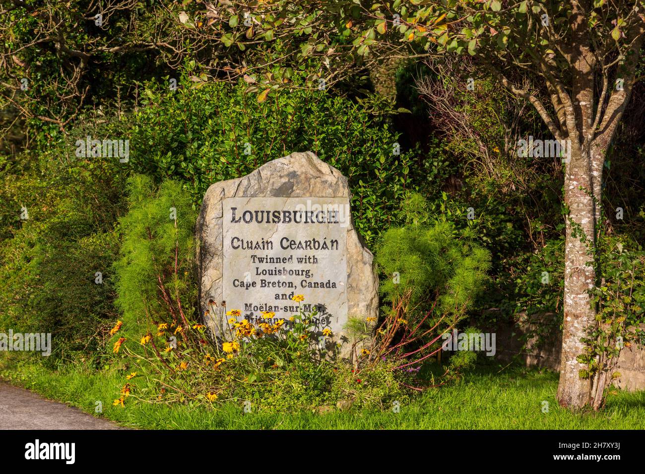 Twin cities sign, Louisburgh, County Mayo, Ireland Stock Photo