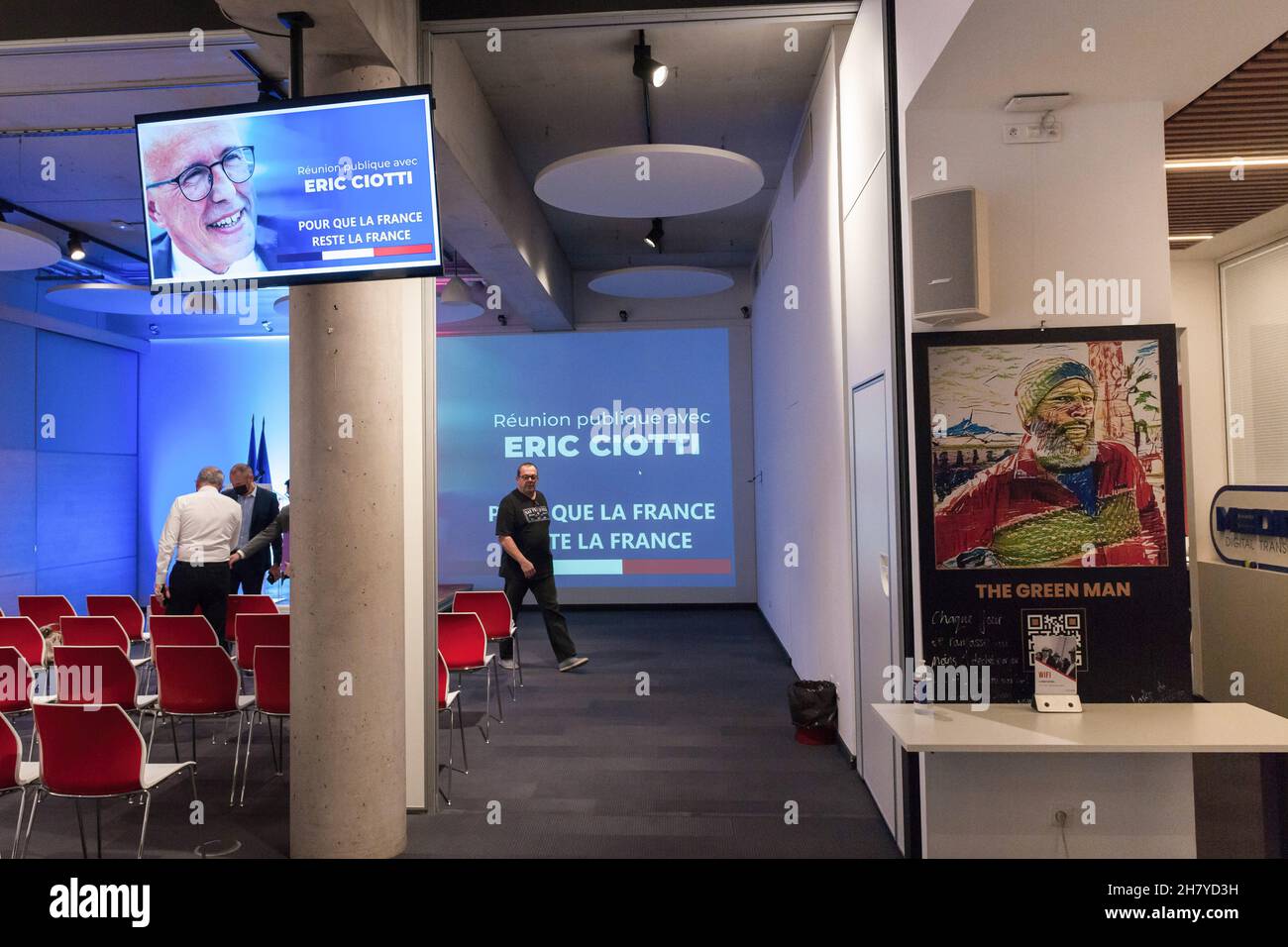 Marseille, France. 24th Nov, 2021. View of the hall before Eric Ciotti's meeting starts at PACA (an administrative region in southeast France).Eric Ciotti is running as an official candidate under a conservative party in the coming French presidential elections in 2022. He will represent the right-wing of the Les Republicans. (Photo by Laurent Coust/SOPA Images/Sipa USA) Credit: Sipa USA/Alamy Live News Stock Photo