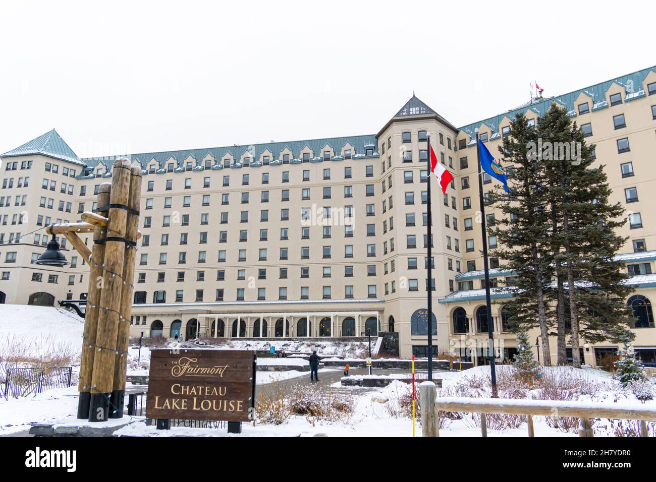 November 6 2021 Lake Louise Alberta Canada - Fairmont Chateau Lake Louise Hotel building Stock Photo