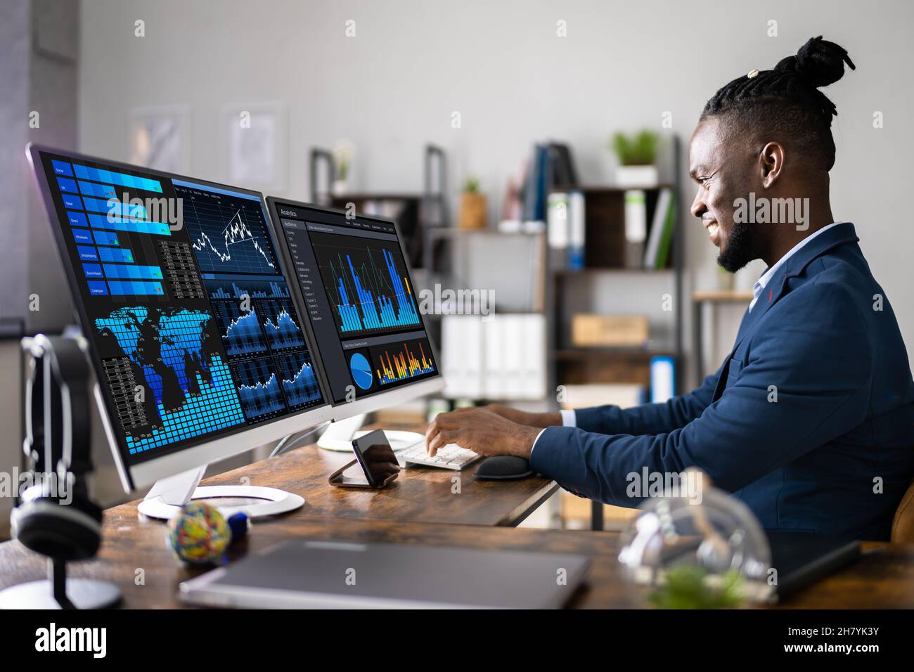 KPI Business Analytics Data Dashboard. Analyst Using Computer Stock Photo