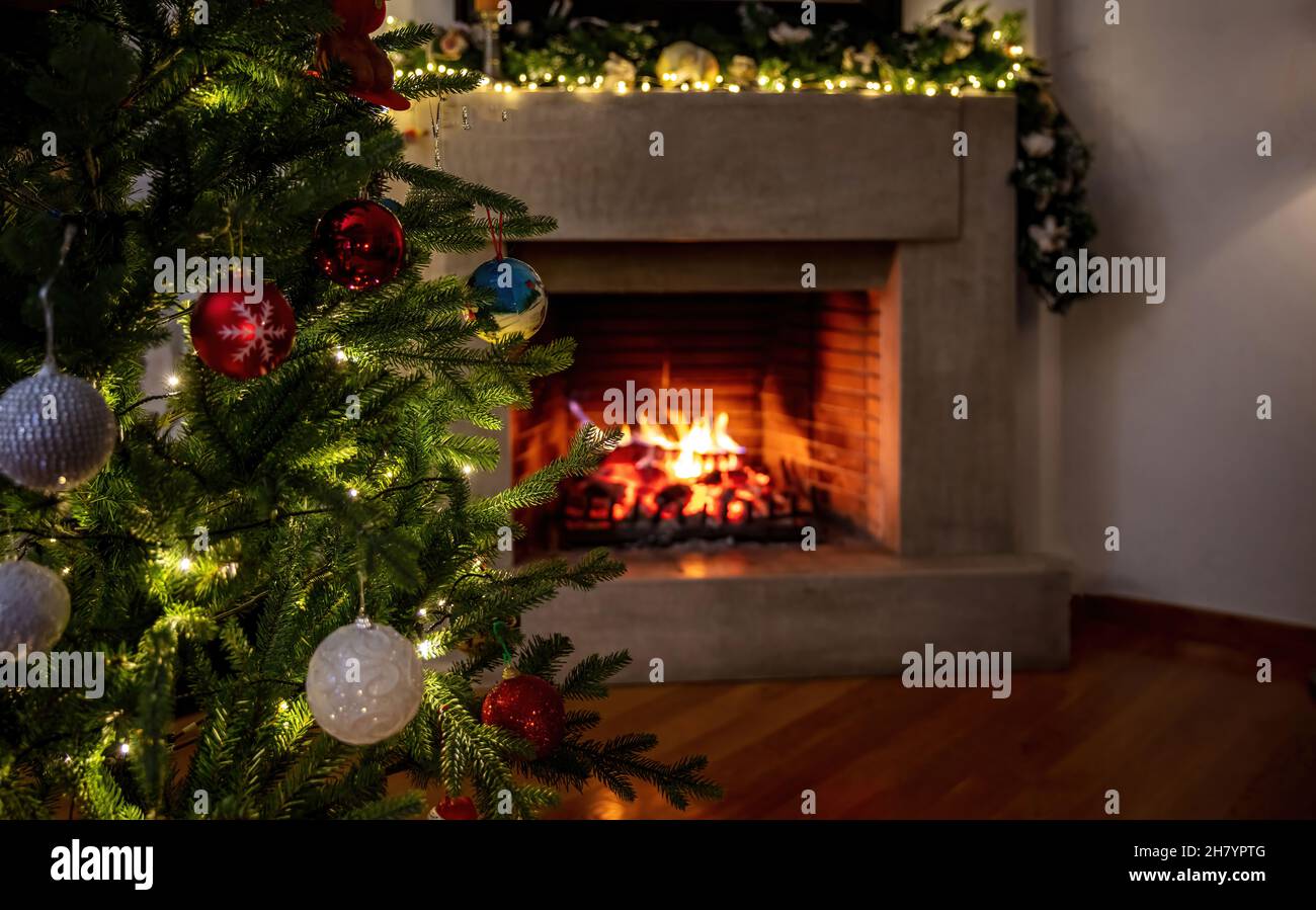 Cozy winter fireplace hi-res stock photography and images - Alamy