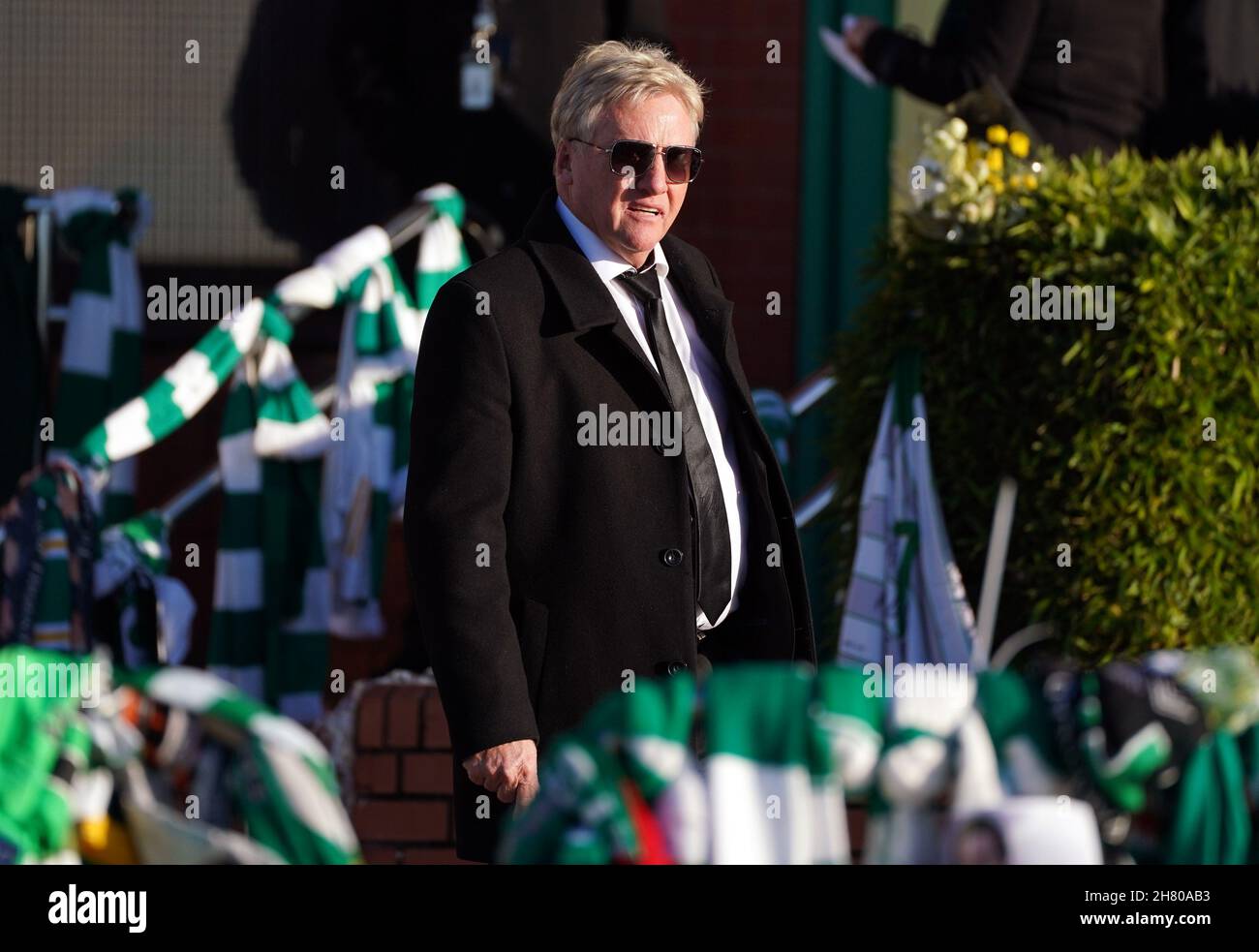 Frank McAvennie ahead of  the funeral service of former Celtic player Bertie Auld. Auld, one of Celtic's European Cup heroes, died at the age of 83 on November 14, 2021. The midfielder scored 85 goals in 283 appearances over two spells for Celtic, the most famous game of which was the 1967 European Cup final win against Inter Milan in Lisbon. Picture date: Friday November 26, 2021. See PA story SOCCER Auld. Photo credit should read: Andrew Milligan/PA Wire. RESTRICTIONS: Use subject to restrictions. Editorial use only, no commercial use without prior consent from rights holder. Stock Photo