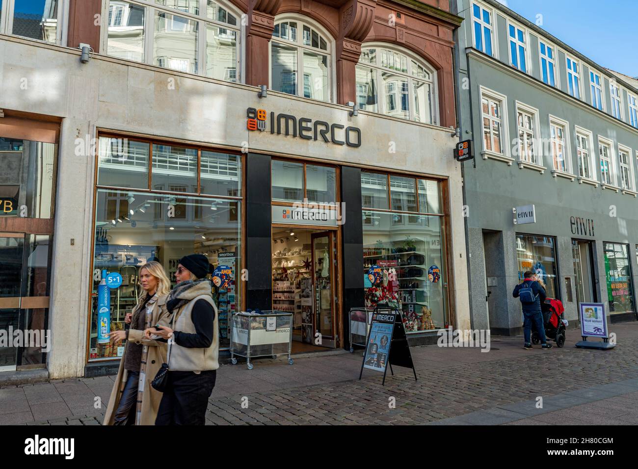 stores hi-res photography and images Alamy