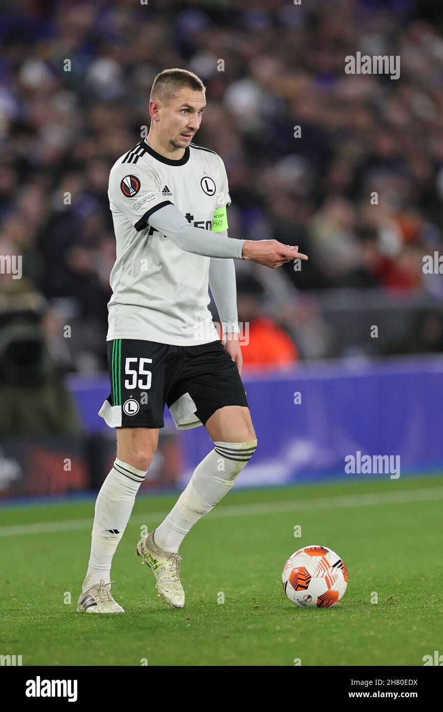 LEICESTER, UK. NOVEMBER 25.Artur Jedrzejczyk of Legia Warszawa gestures during the UEFA Europa League group C match between Leicester City and Legia Warszawa at the King Power Stadium, Leicester on Thursday 25th November 2021. (Credit: James Holyoak/MB Media) Stock Photo