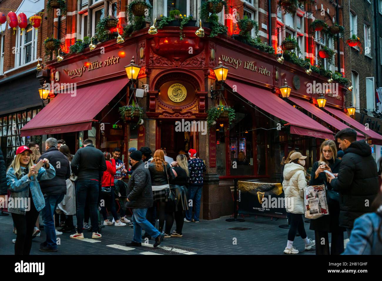 Christmas shopping in Chinatown,London, England, UK Stock Photo Alamy