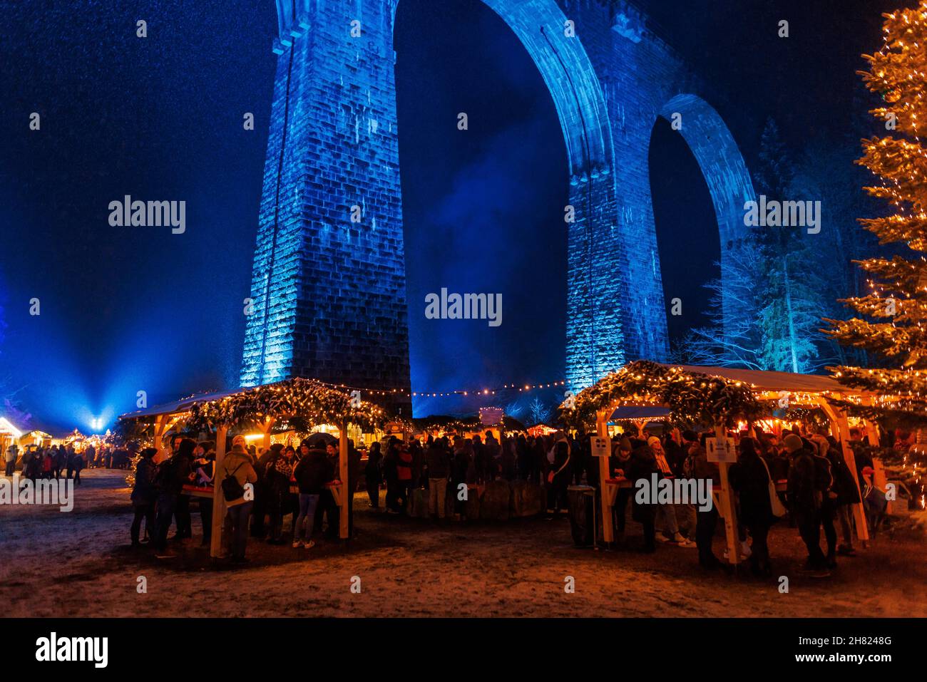 Ravenna christmas market hires stock photography and images Alamy
