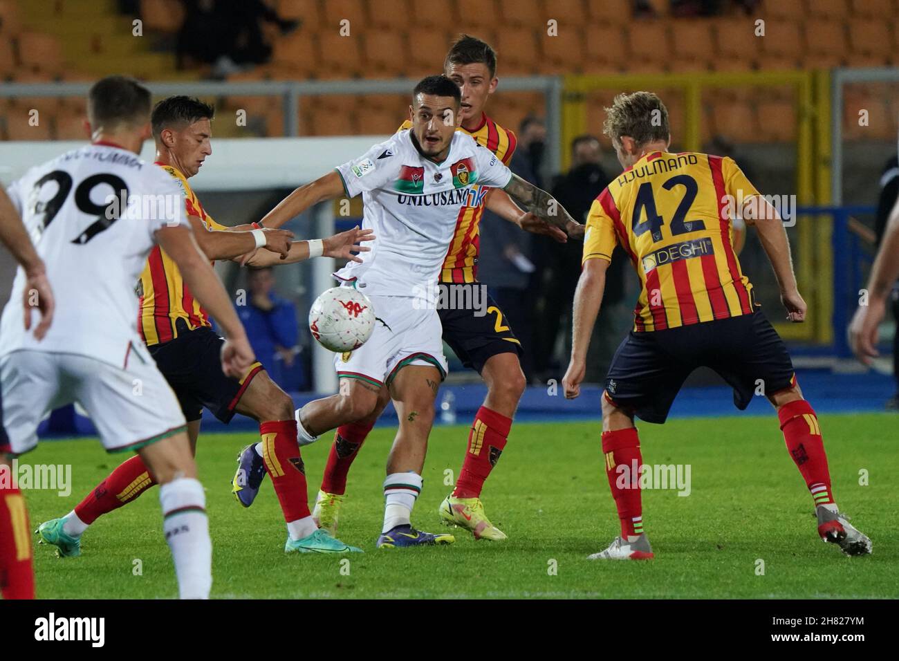 Lecce, Italy. 26th Nov, 2021. Anthony Partipilo (Ternana Calcio) during US Lecce vs Ternana Calcio, Italian soccer Serie B match in Lecce, Italy, November 26 2021 Credit: Independent Photo Agency/Alamy Live News Stock Photo