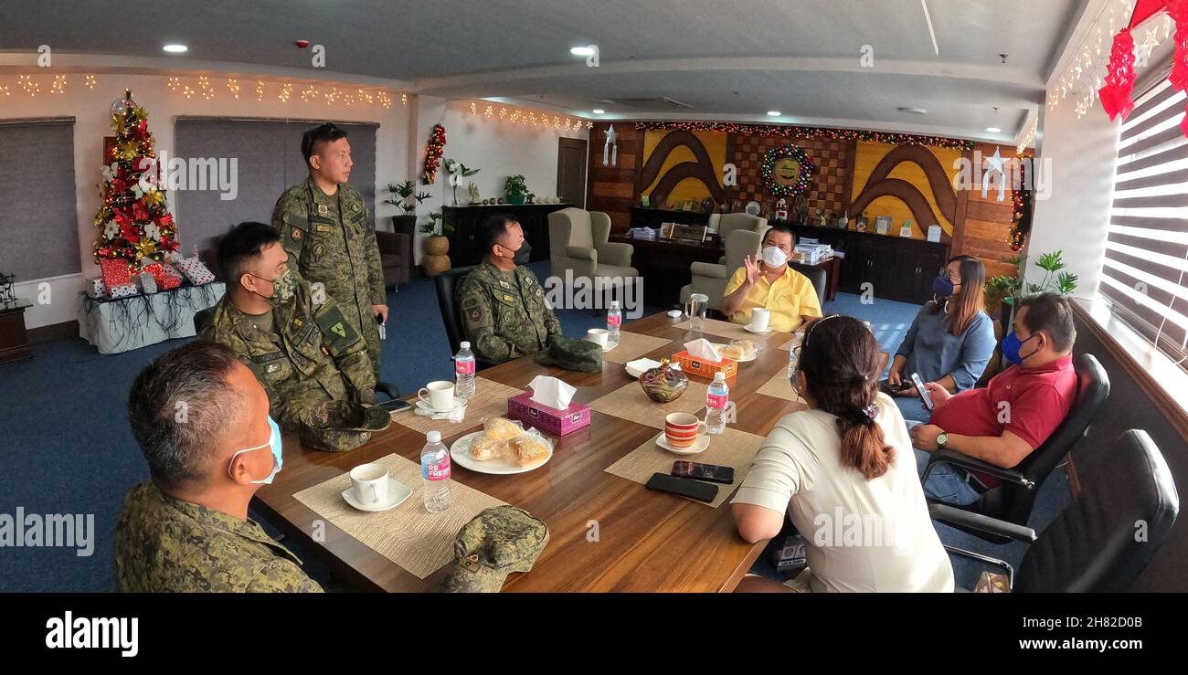 Tagbilaran, Bohol, Philippines. 22nd Nov, 2021. Brigadier General Leonardo I. PeÃ±a, Commander, 302nd Infantry Brigade, 3ID, PA together with his staff conducted area visitation in Bohol and Cebu provinces. The 47th Infantry (Katapatan) Battalion under the command of LTC ALLYSON A DEPAYSO INF (GSC) PA warmly welcomes BRIGADIER GENERAL LEONARDO I PEÃ‘A, Commander, 302nd Infantry Brigade, 3ID, PA during the latter's field visit at Headquarters Camp Rajah Sikatuna, Carmen, Bohol. He was accorded with Foyer Honors by LTC ALLYSON A DEPAYSO INF (GSC) PA, Commanding Officer, 47th Infantry Battal Stock Photo