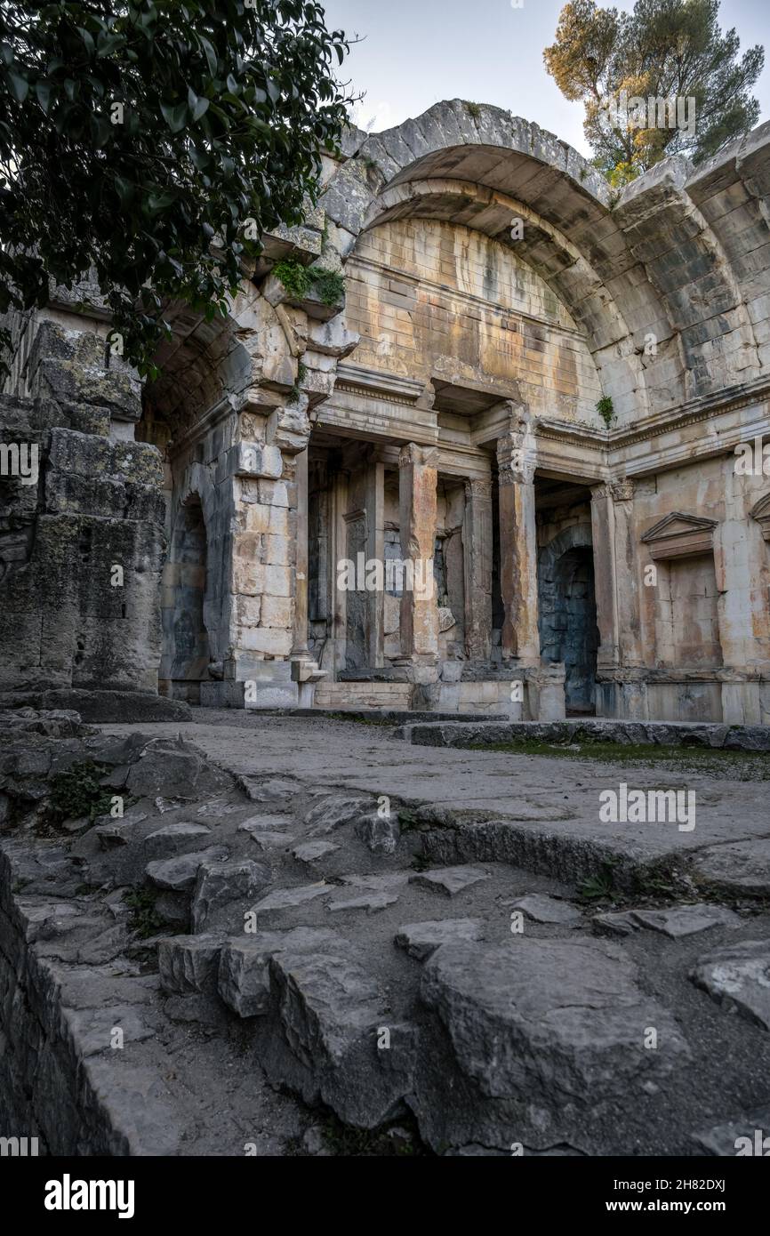 Detail of the ruins of the Roman temple of Diana in the Jardins de la Fontaine (Gardens of the Fountain), Nîmes, South of France Stock Photo