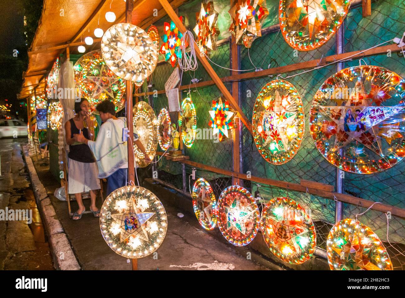 Manila Christmas Bazaar 2022 Philippines Manila Christmas High Resolution Stock Photography And Images -  Alamy