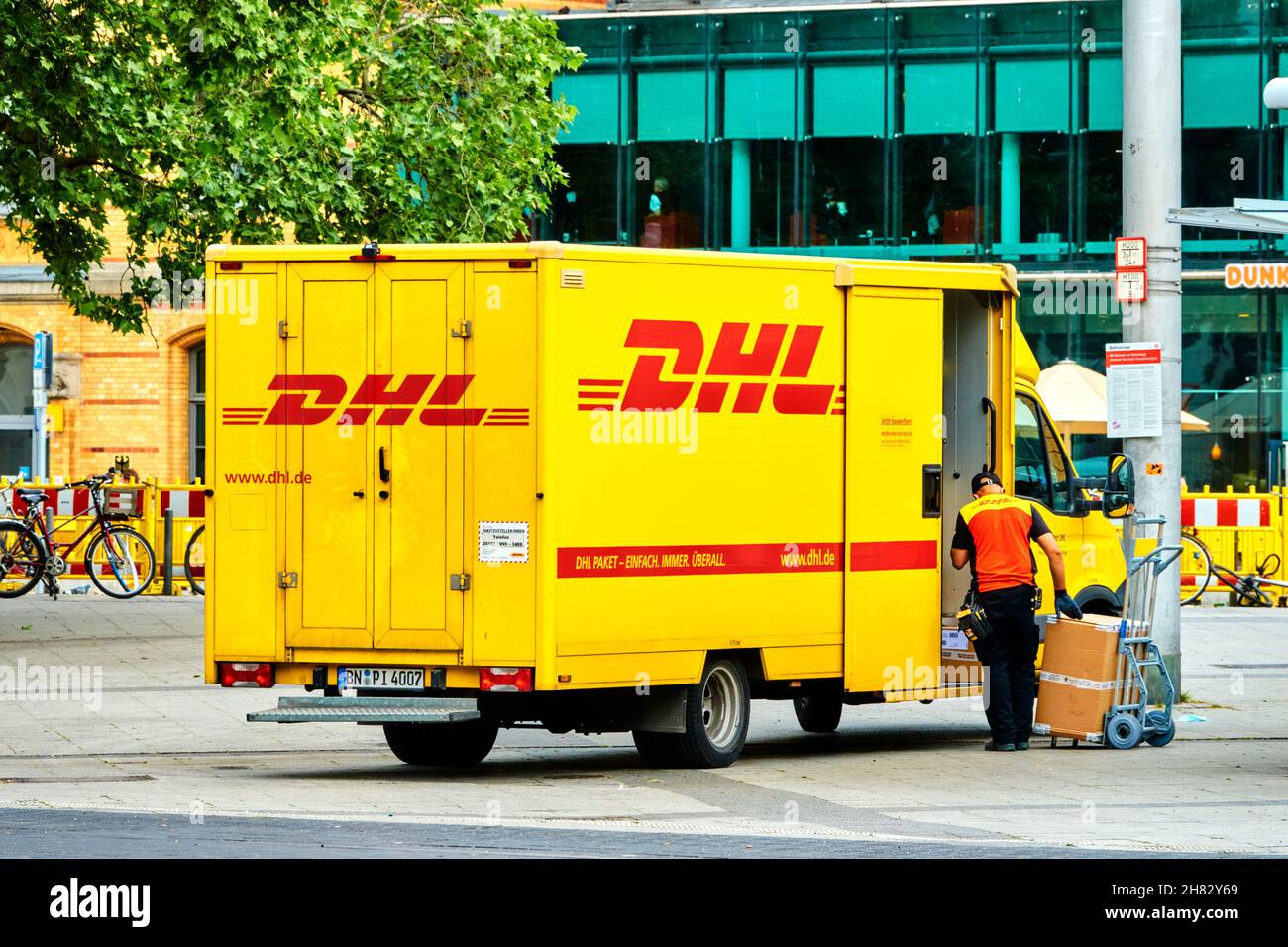 Dhl transporter hi-res stock photography and images - Alamy