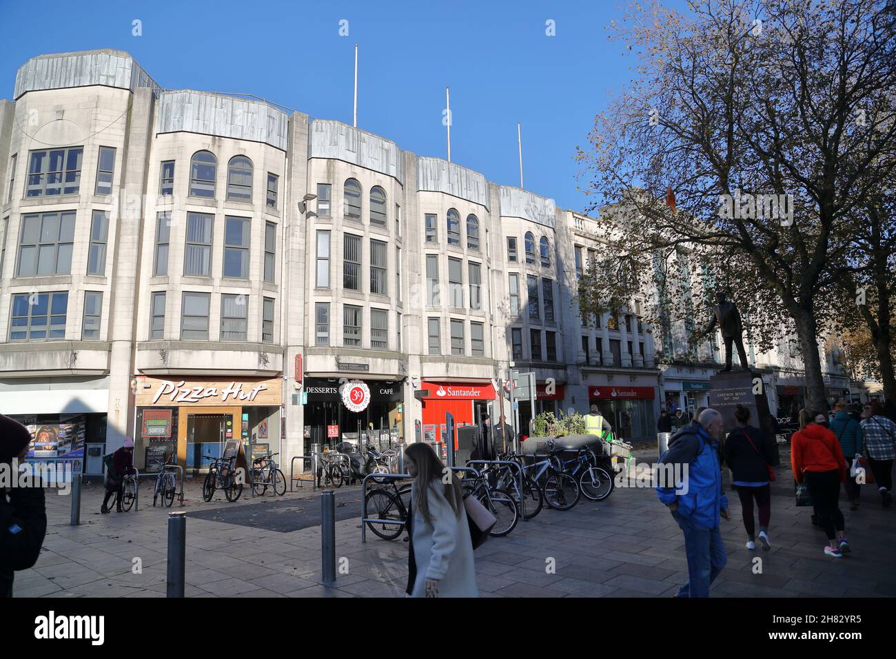 Queen Street In Cardiff City Wales UK Stock Photo Alamy   Queen Street In Cardiff City Wales Uk 2H82YR5 