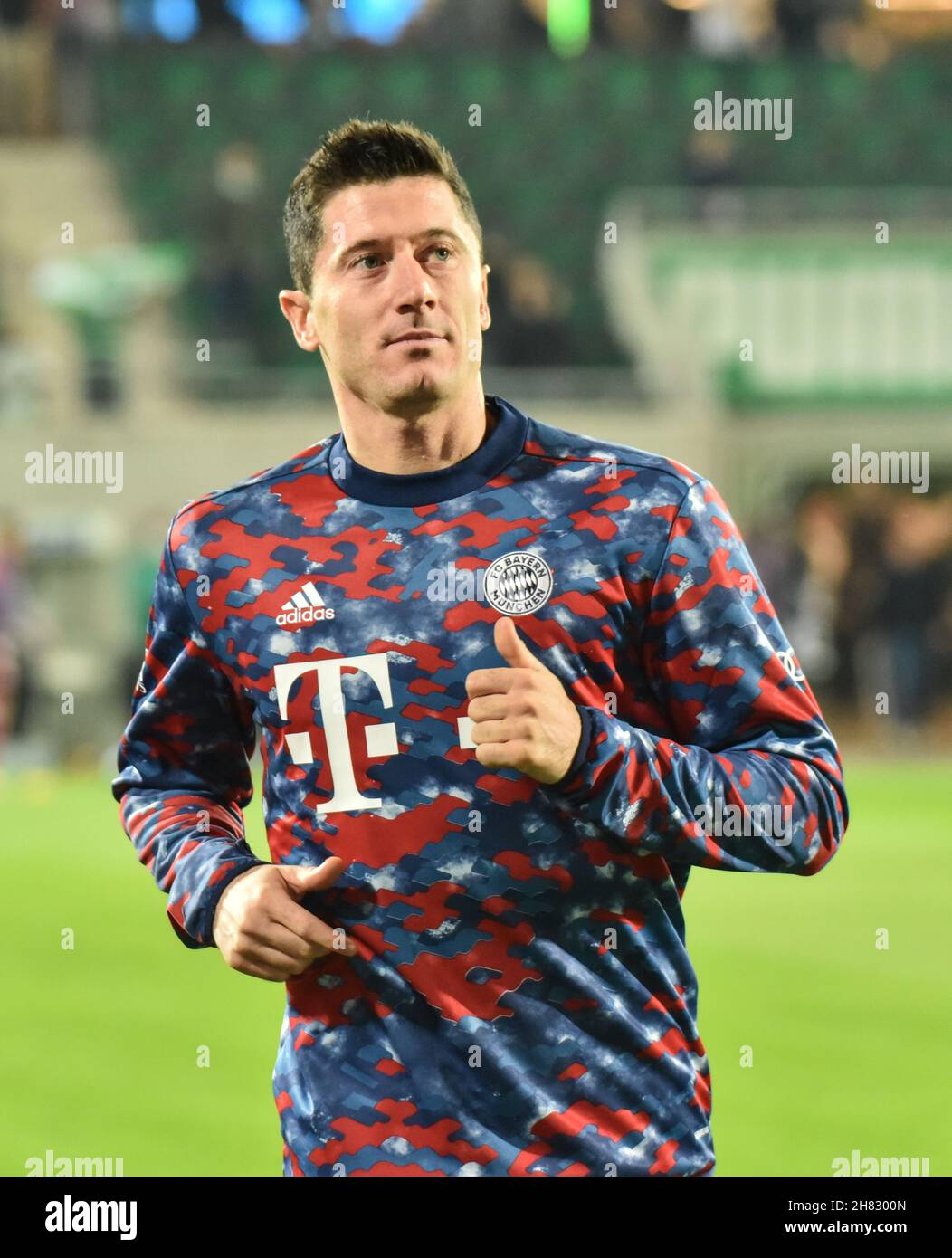 Deutschland, Fuerth, Sportpark Ronhof Thomas Sommer - 24.09.2021 - Fussball, 1.Bundesliga - SpVgg Greuther Fuerth vs. FC Bayern Munich  Image: Robert Lewandowski (FC Bayern Munich,9) during pregame warmups.  DFL regulations prohibit any use of photographs as image sequences and or quasi-video Stock Photo