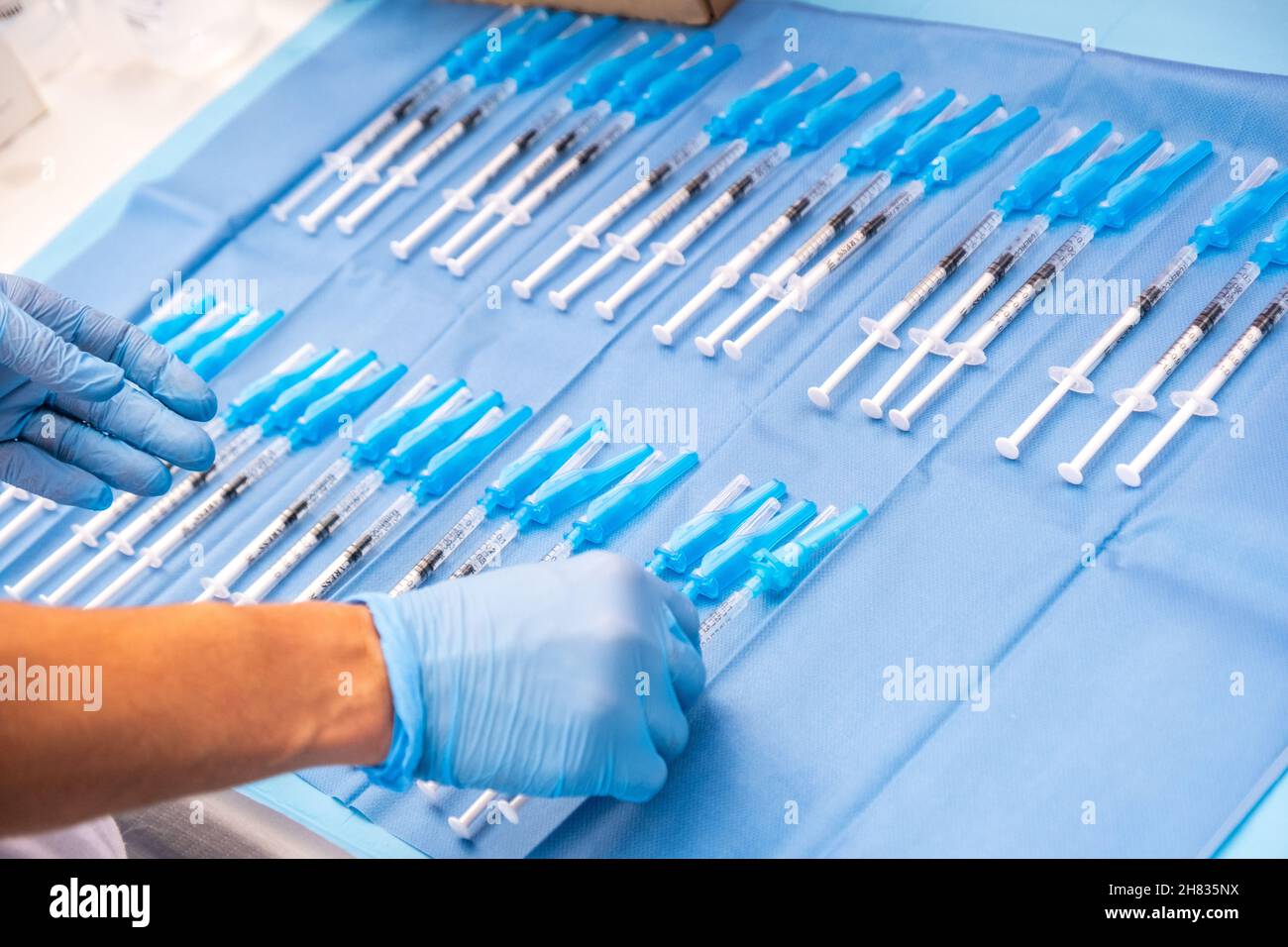 Valencia, Spain; 6th april 2021: Syringes with covid vaccines ready to be dispensed in a Vaccination Center. Covid vaccination campaign Stock Photo