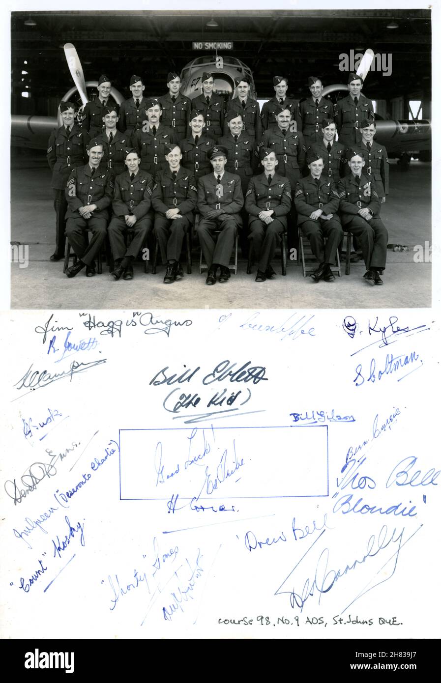 May 1944. RAF recruits standing in front of an Airspeed Oxford training plane at St Johns, Quebec. Course 98, No.9 AOS (Air Observer School), Saint-Jean Airport, Saint-Jean-sur-Richelieu, Canada. The 'Navigation course for air bombers' ran from 27th March 1944 to 5th May 1944. Many of the men have signed the back of the photo (also included). Stock Photo