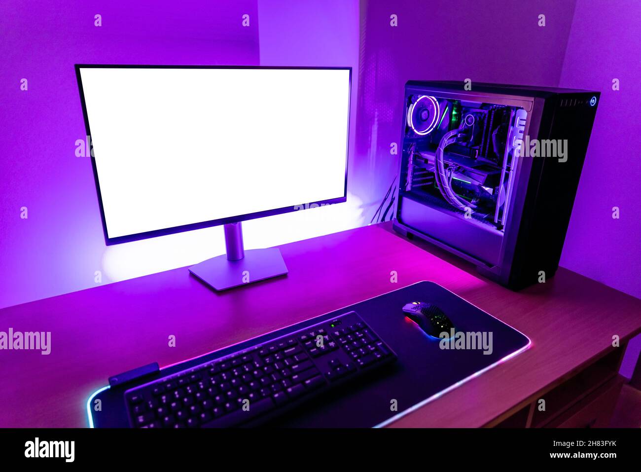 Lagos, Portugal: February 2021; Young boy playing the online game platform,  Roblox on a PC at home Stock Photo - Alamy