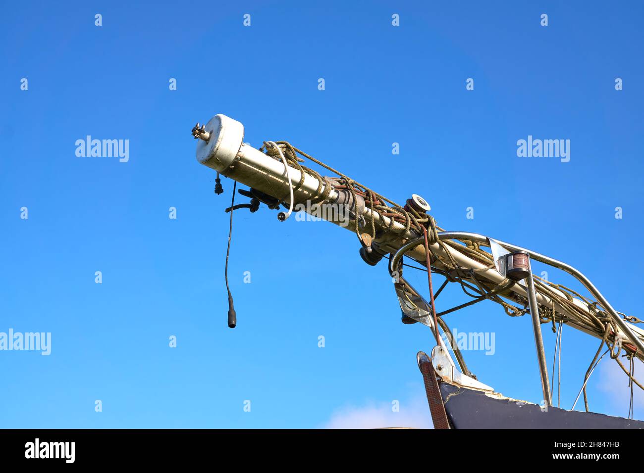 Rod Rigging Boat Rod rigging hi-res stock photography and images - Alamy