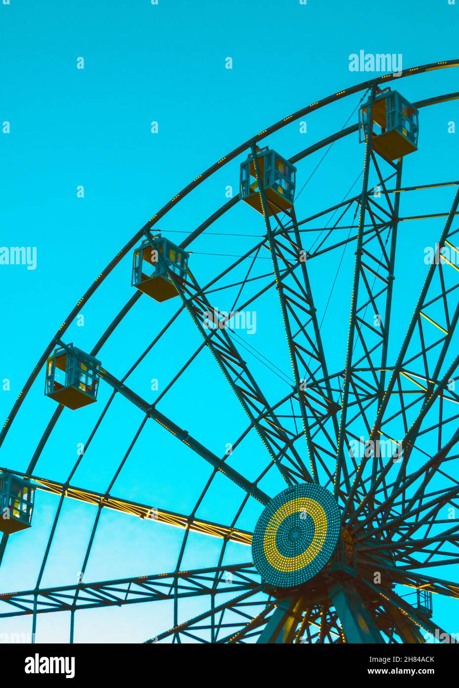 Ferris wheel park hi-res stock photography and images - Alamy