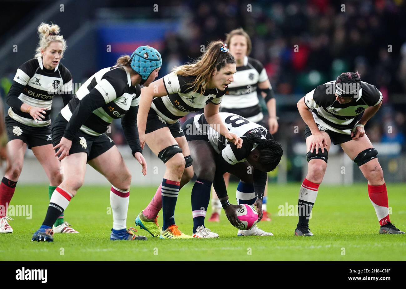 Barbarians Women take a penalty as a line of scrummage during the Autumn International match at Twickenham Stadium, London. Picture date: Saturday November 27, 2021. See PA story RUGBYU Barbarian Women. Photo credit should read: David Davies/PA Wire. RESTRICTIONS: Use subject to restrictions. Editorial use only, no commercial use without prior consent from rights holder. Stock Photo