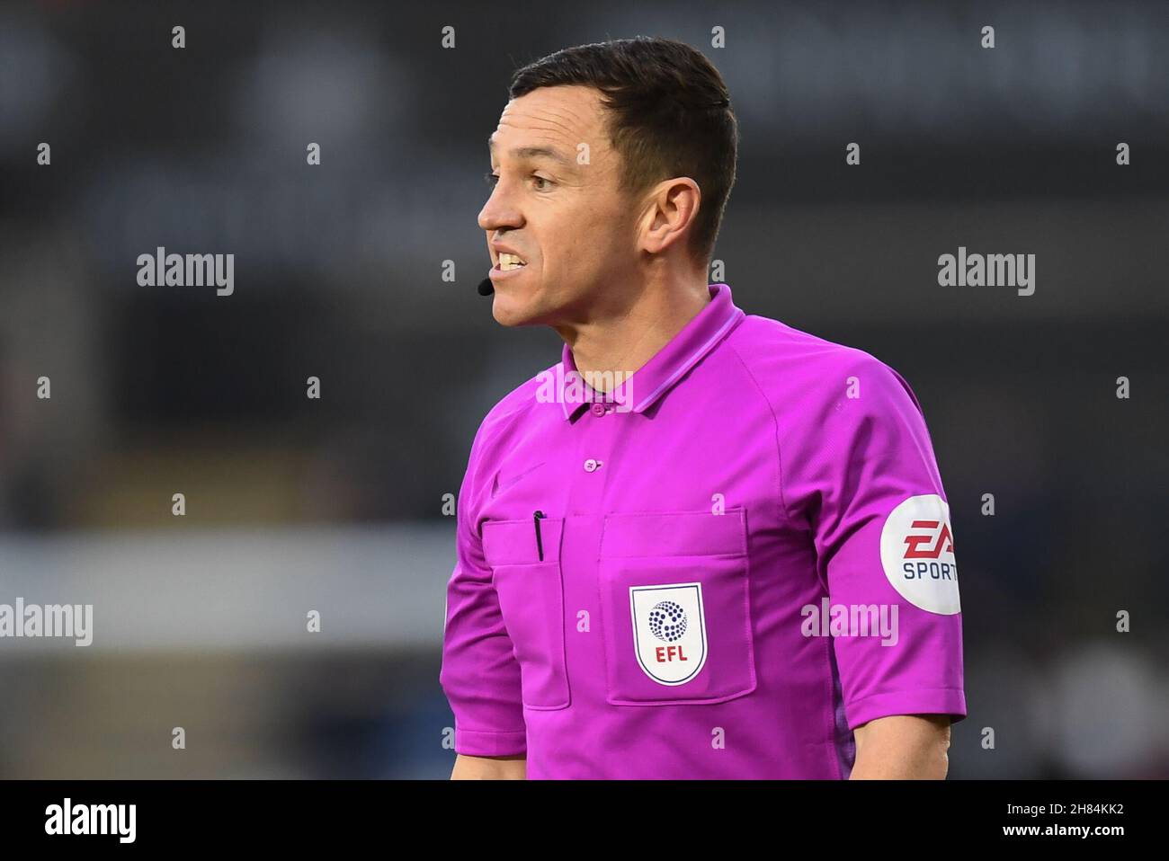 Referee Tony Harrington during the game Stock Photo - Alamy