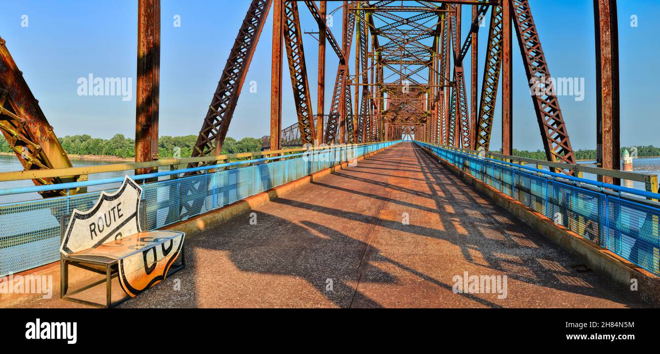 Old Chain Rocks Bridge Old Chain of Rocks bridge on the Mississippi river, Granite City ...