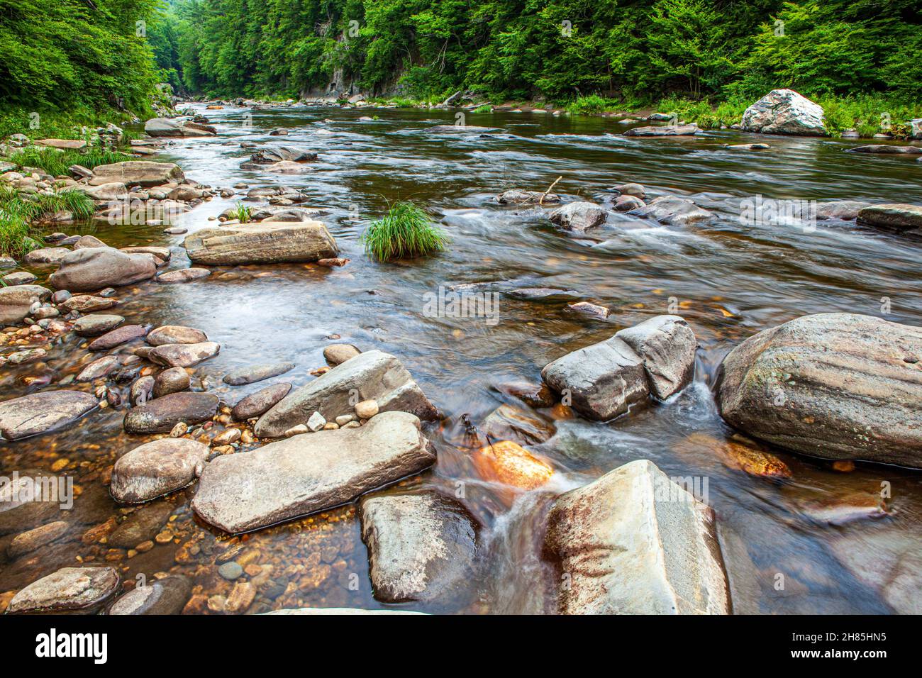 The Westfield River running through the Chesterfield Gorge in Chesterfield, Massachusetts Stock Photo