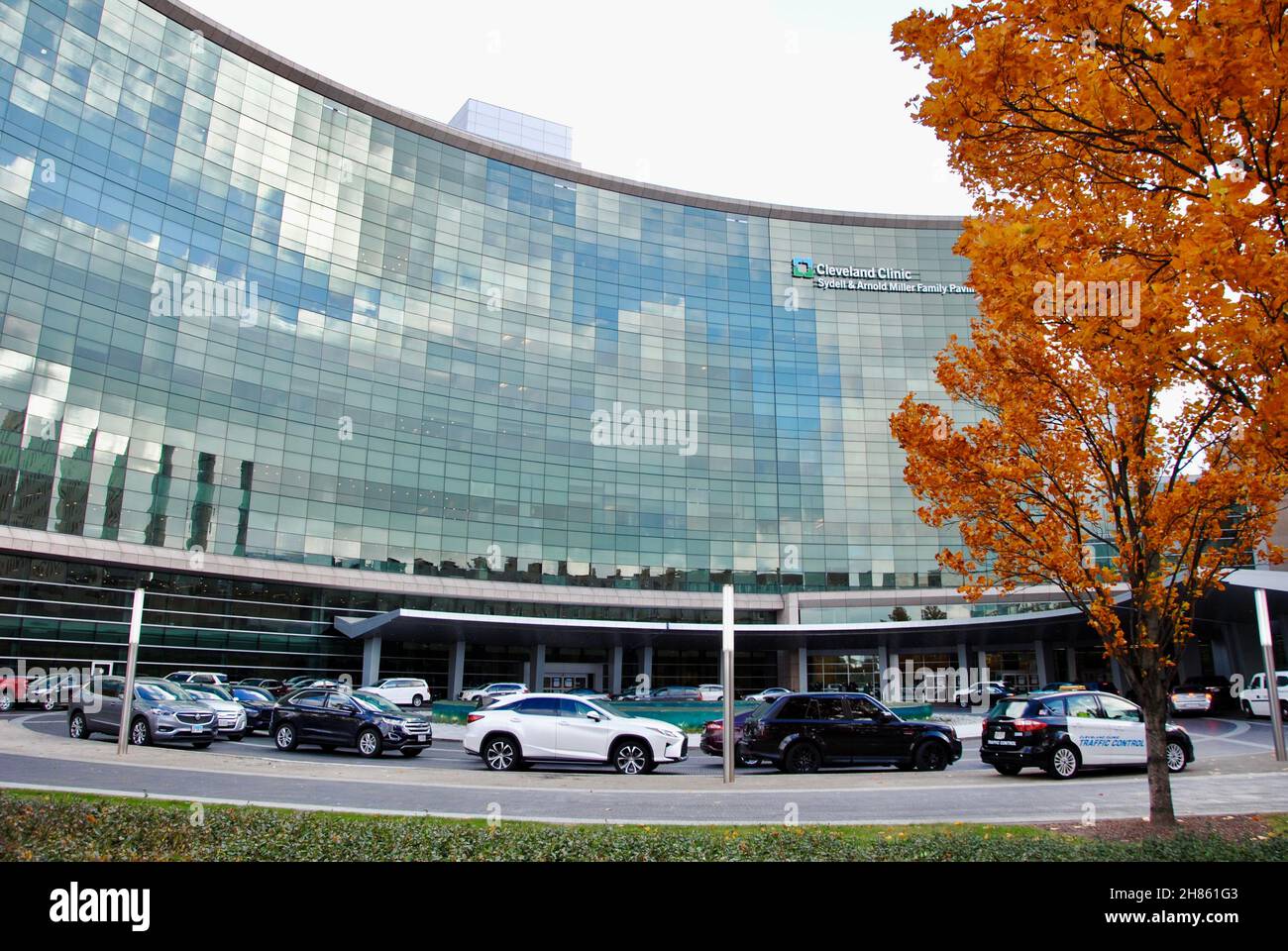 The Sydell And Arnold Miller Family Pavilion At Cleveland Clinic Main ...