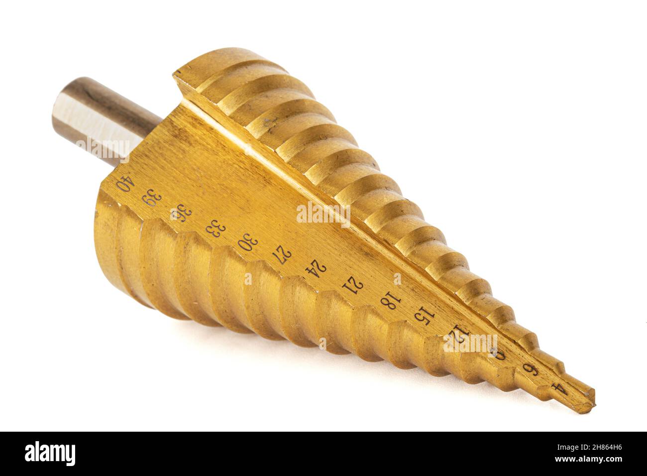Conical step drill for drilling holes of different diameters, isolated