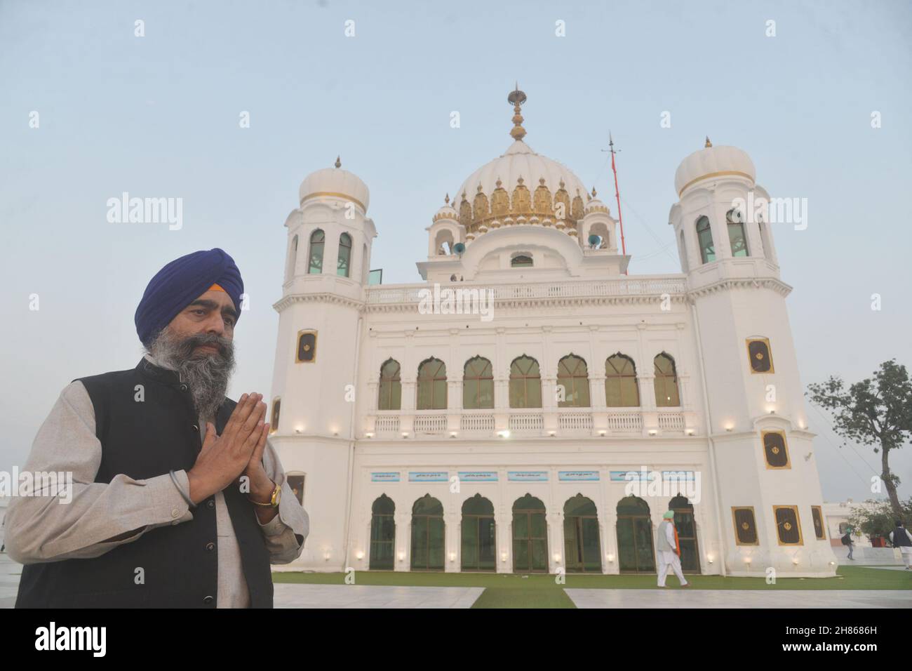 Guru nanak darbar gurdwara hires stock photography and images Alamy