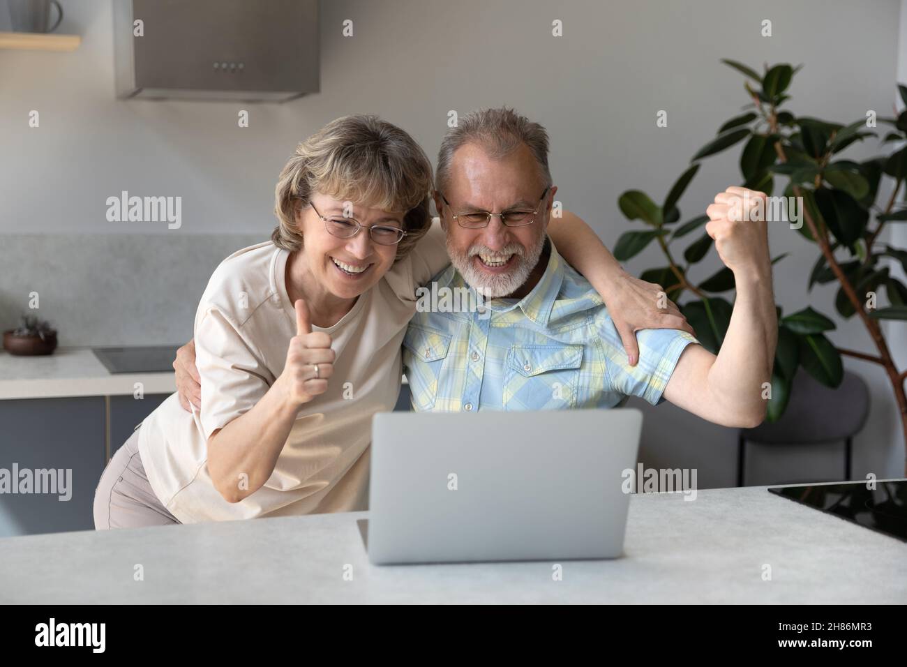 Mature woman fist happy hi-res stock photography and images - Alamy