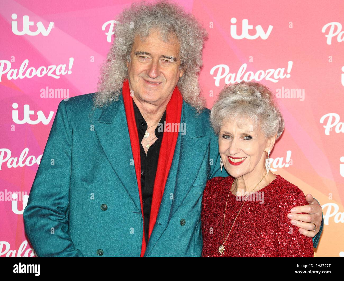 Brian May and Anita Dobson arrive for the ITV Palooza 2021 at the Royal Festival Hall,, London, UK 23rd November 2021 Stock Photo