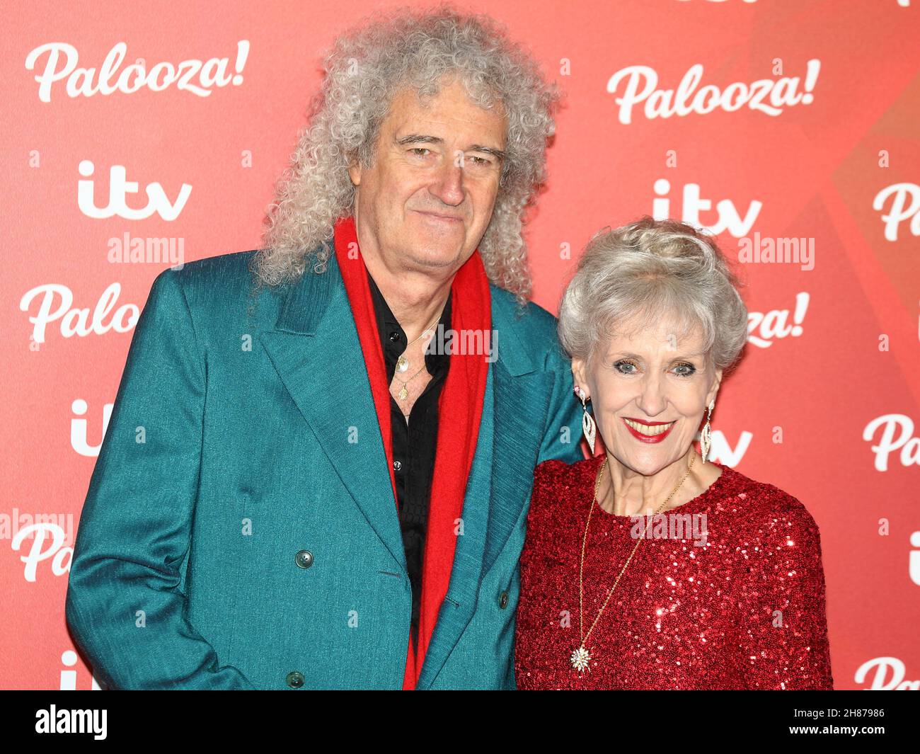 Brian May and Anita Dobson arrive for the ITV Palooza 2021 at the Royal Festival Hall,, London, UK 23rd November 2021 Stock Photo