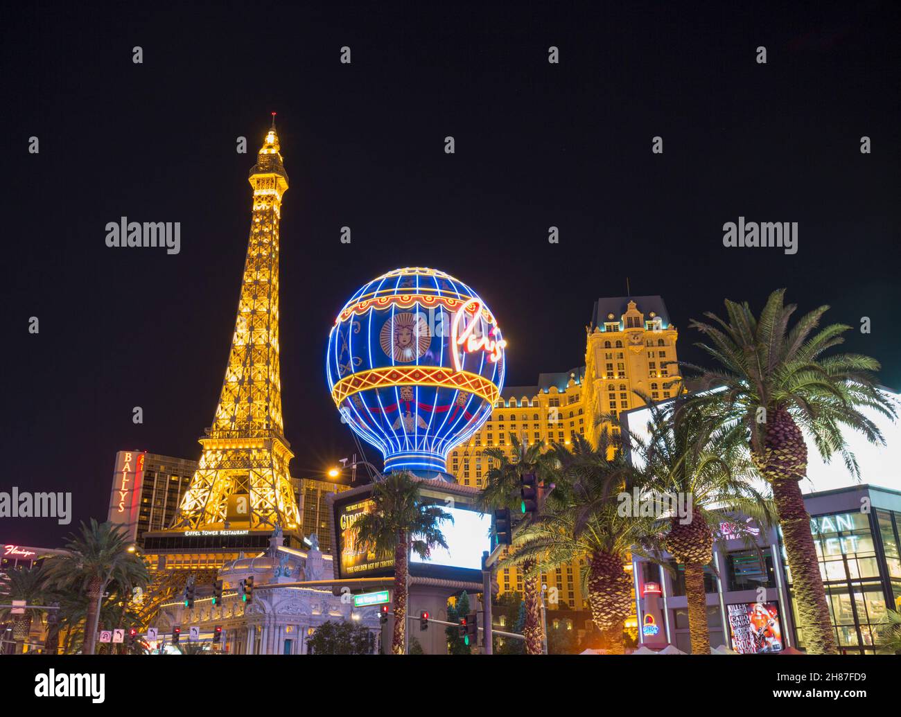 Las Vegas Strip - Eiffel Tower and Hot Air Balloon Solid-Faced Canvas Print
